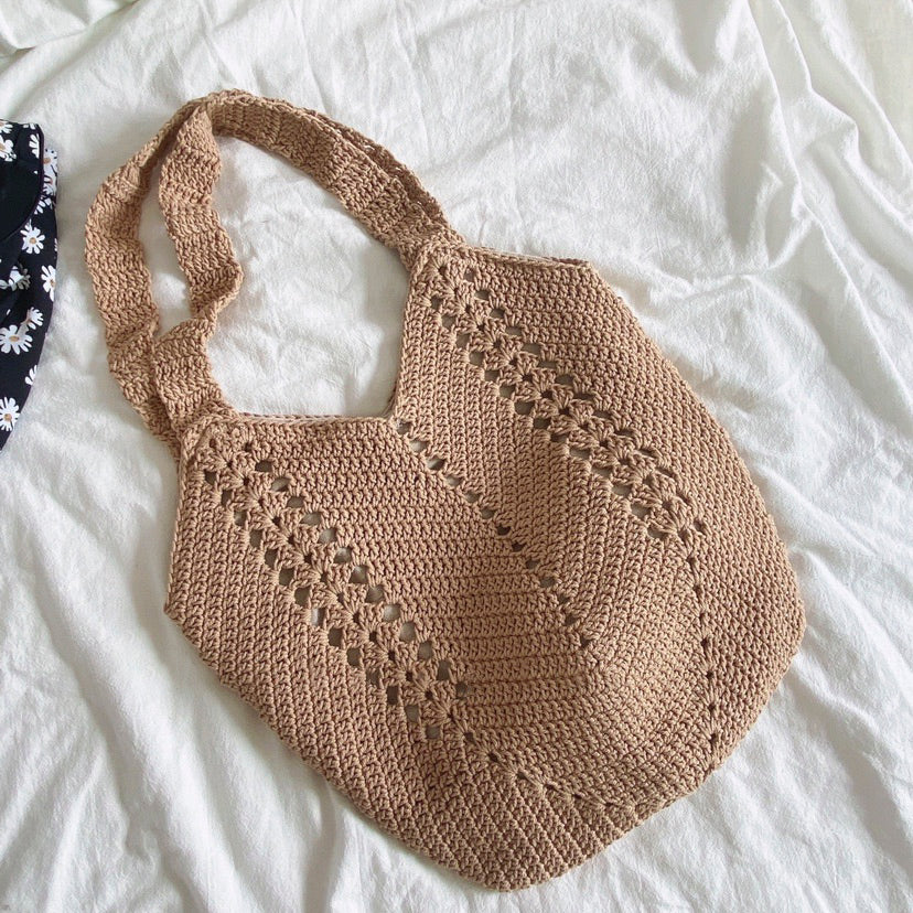 Women’s Minimalistic Crochet Handbag Shoulder Bag for Boho Everyday Style & Gifts