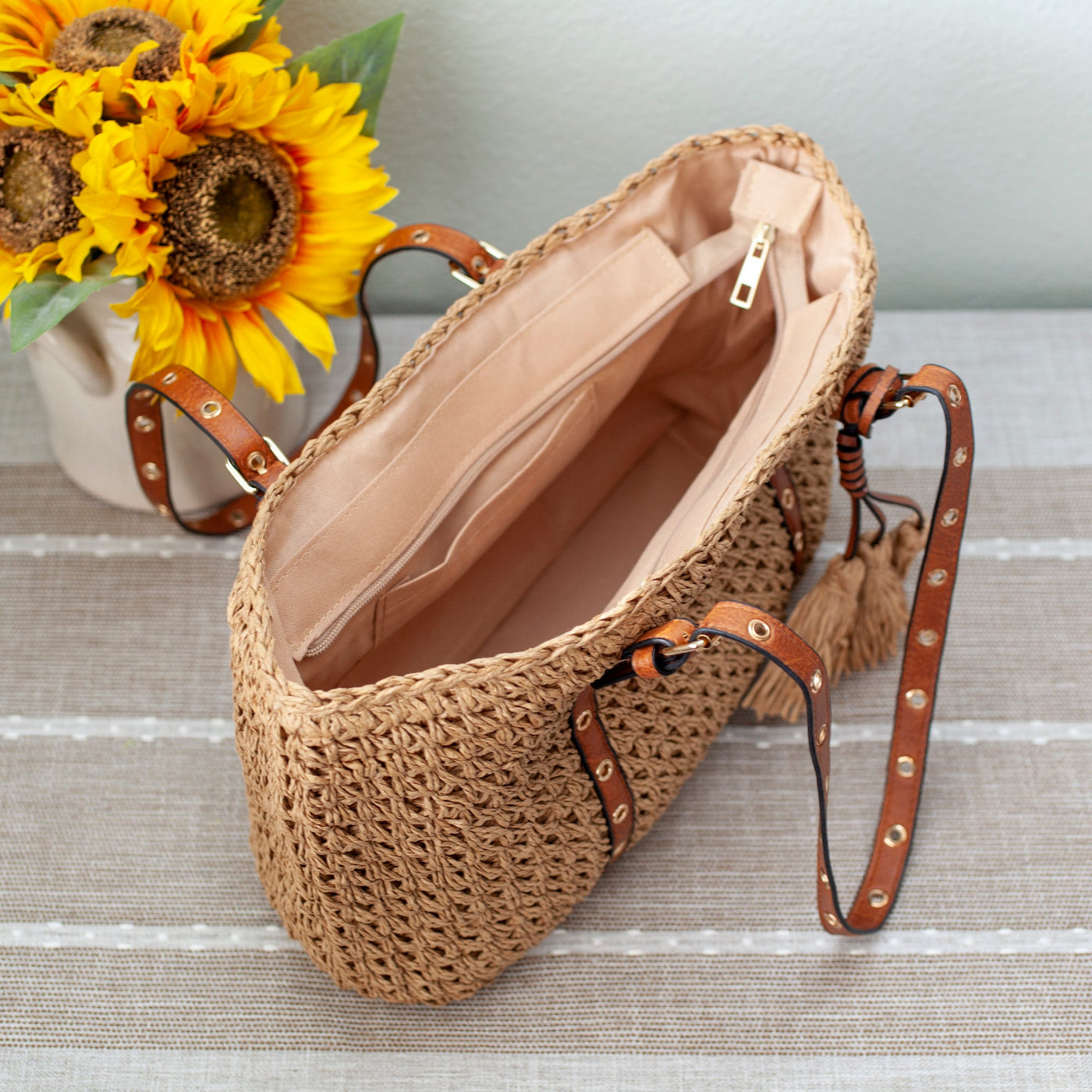 Women’s Straw Woven Tote with Leather Straps for Beach, Vacation & Summer Outfits