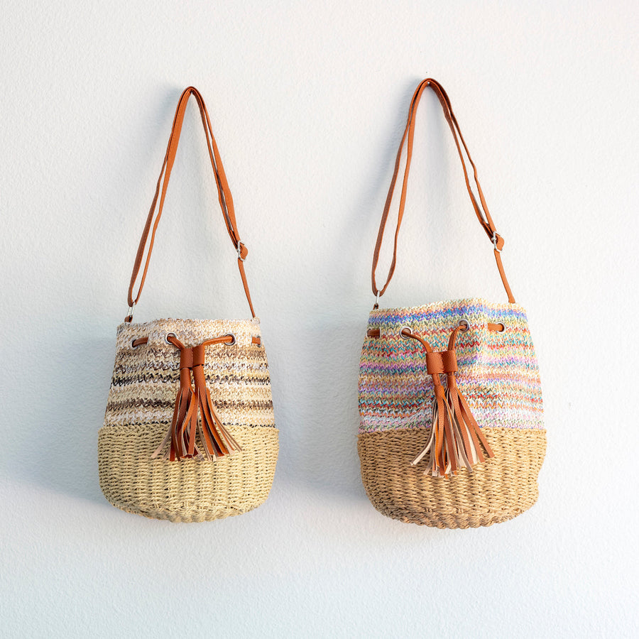 Women’s Retro Straw Bucket Shoulder Bag for Beach, Vacation & Summer Outfits