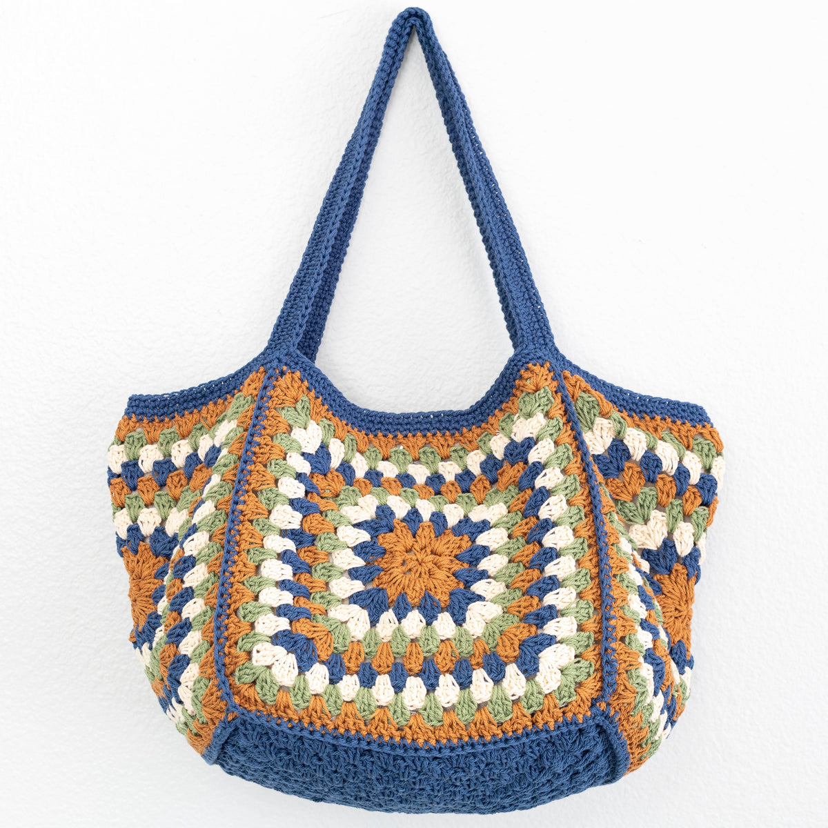 Women’s Crochet Granny Square Shoulder Bag for Boho Everyday Style & Gifts