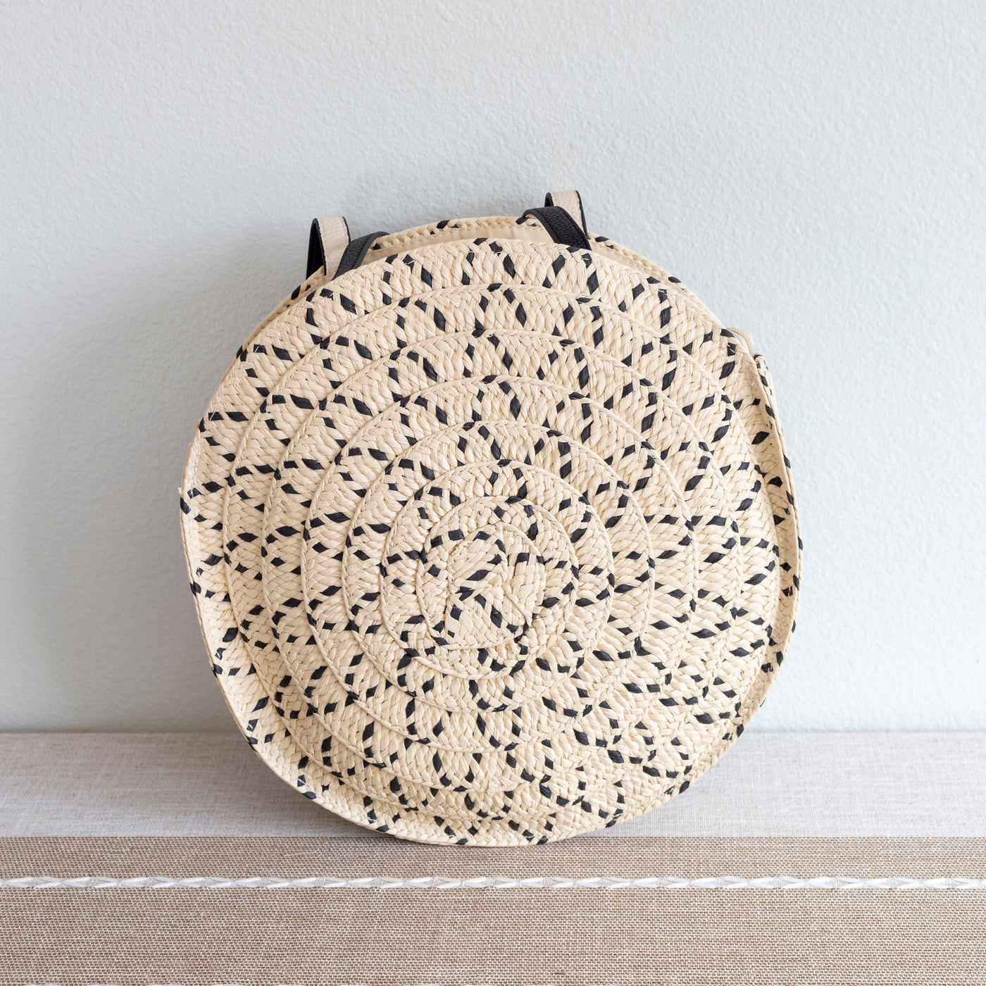 Women’s Round Straw Tote for Beach, Vacation & Summer Outfits