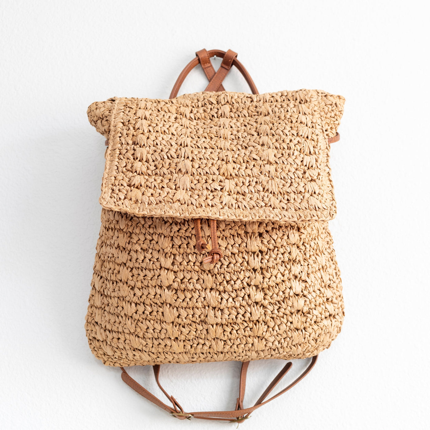 Women’s Straw Backpack with Vegan Leather Strap Drawstring Bag for Beach, Vacation & Summer Outfits