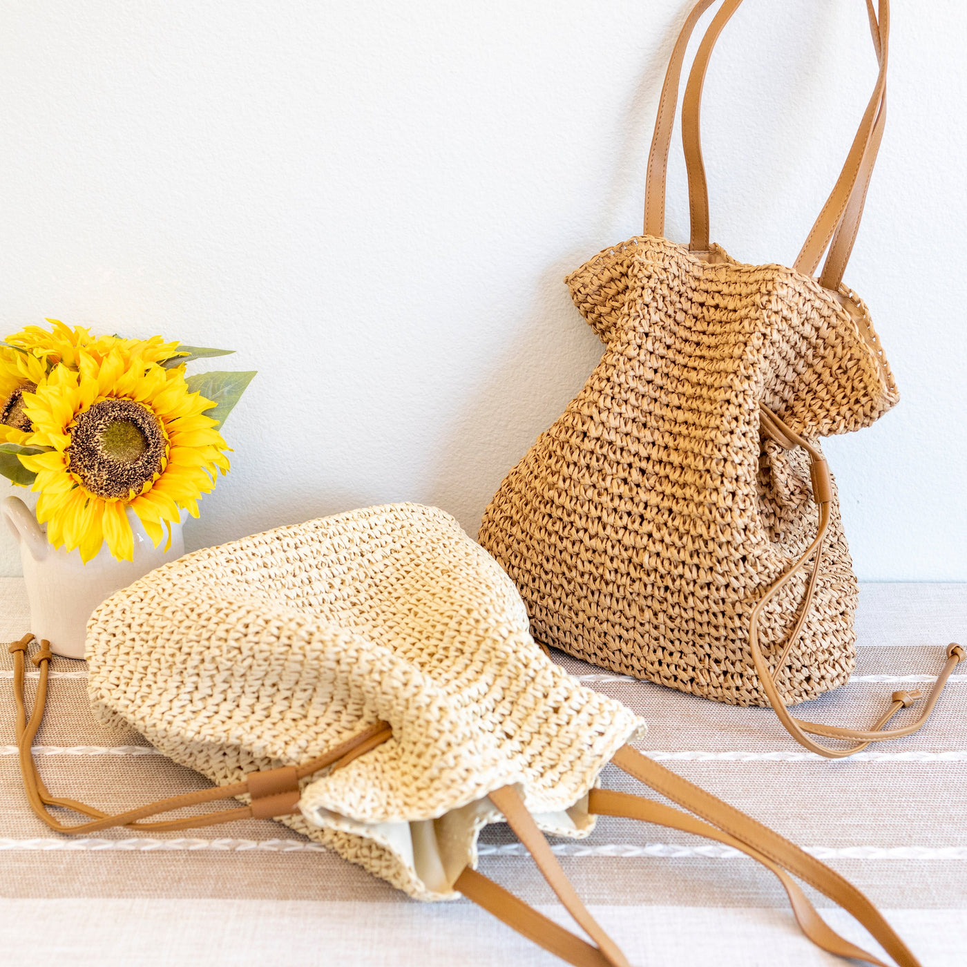 Women’s Retro Straw Woven Tote Bag for Beach, Vacation & Summer Outfits