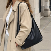 Soft Vegan Leather Hobo Bag, Large Everyday Shoulder Purse for Women | model black | SheSelects Atelier