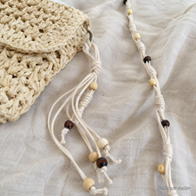 Geflochtene Stroh-Crossbody-Tasche mit Perlenriemen, Boho-Sommertasche