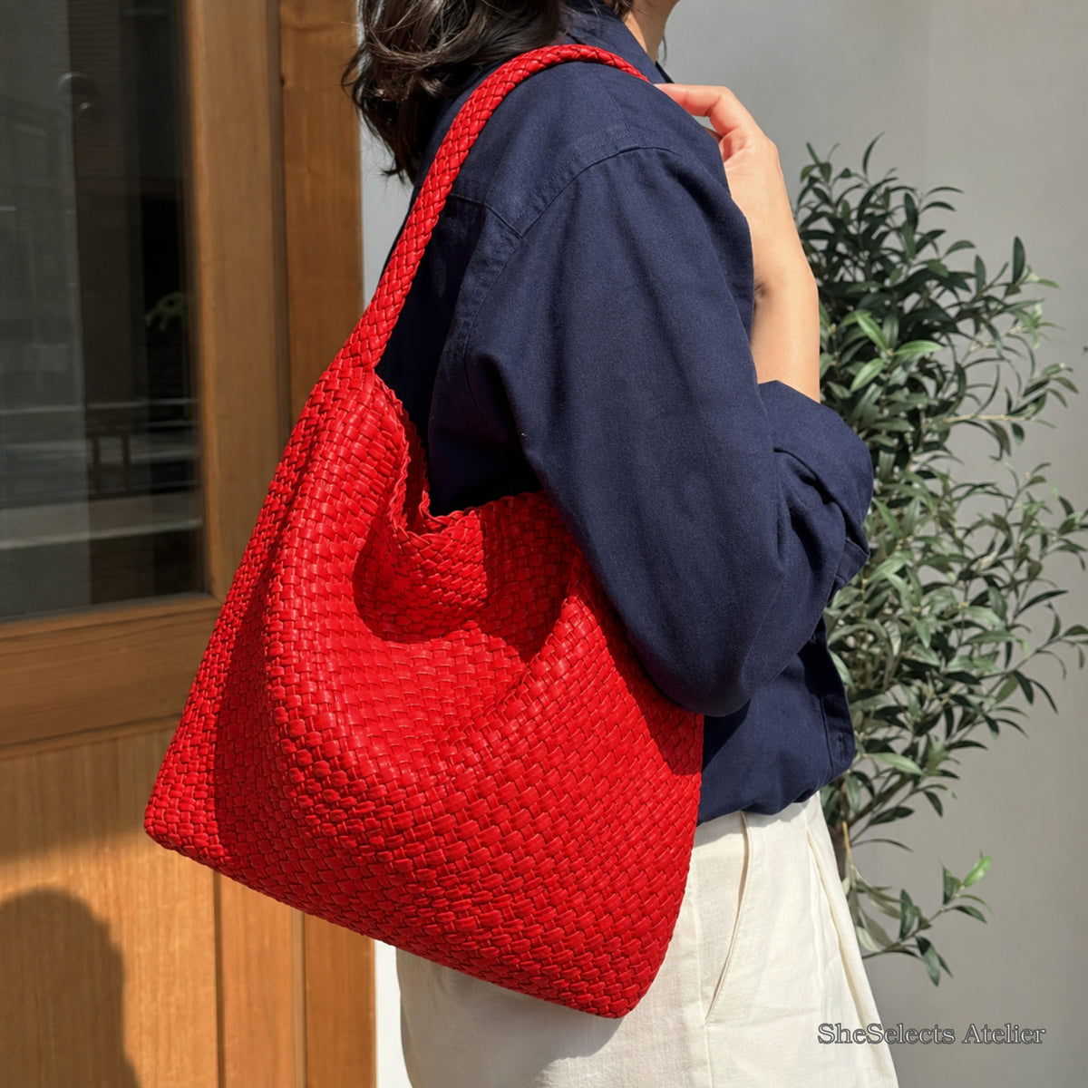 05 red worn