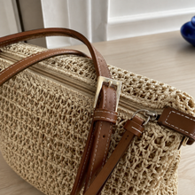 Slouchy Woven Straw Hobo Bag with Adjustable Strap and Zip Top