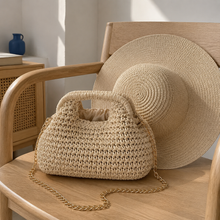 Stroh-Crossbody-Tasche mit ovalem Griff und optionalem Sonnenhut-Set