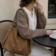 09 seated cafe