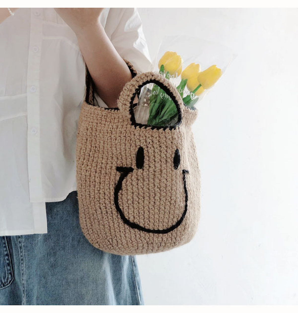 Women’s Straw Twine Woven Smiley Face Bag Purse for Beach, Vacation & Summer Outfits