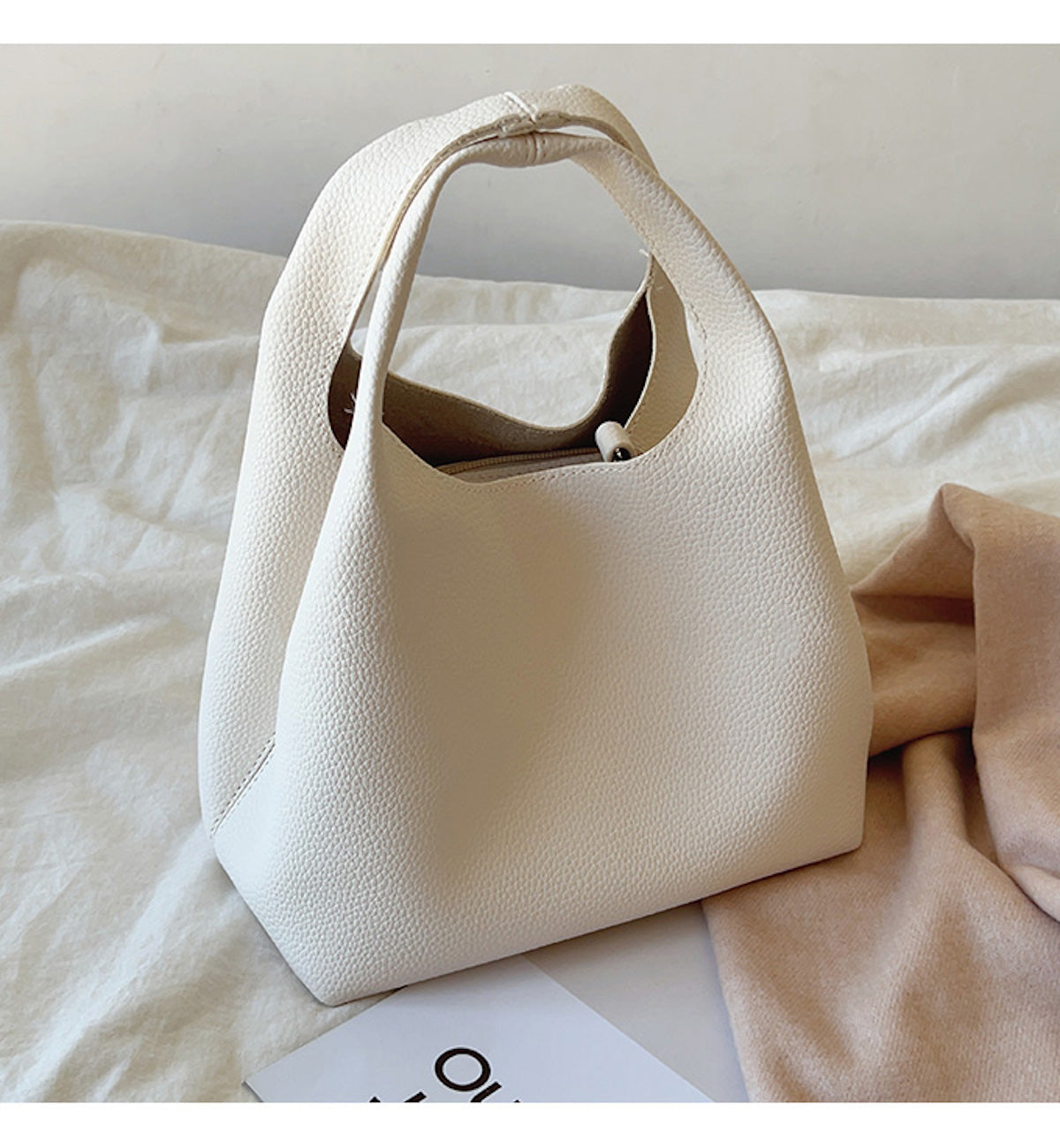 Women’s Soft Leather Bucket Shoulder Bag for Everyday City Outfits