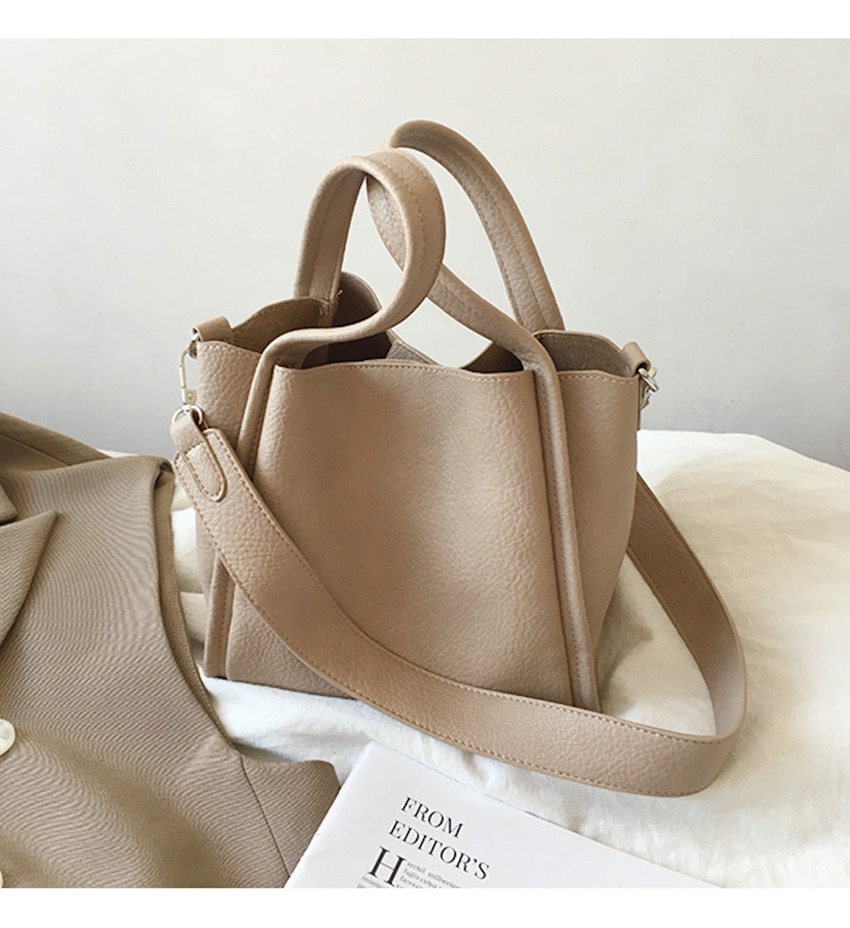Women’s Ultra Soft Leather Bucket Bag for Everyday City Outfits