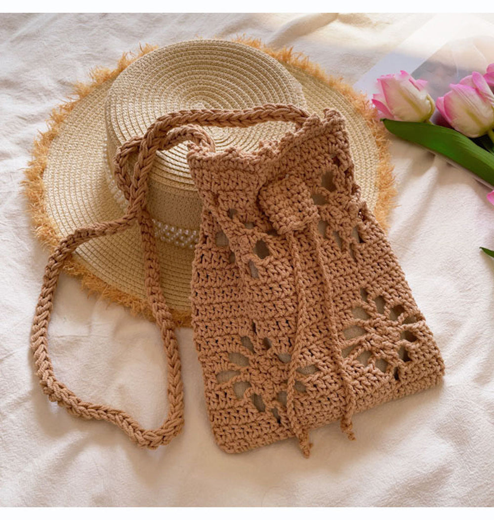 Gehäkelte Umhängetasche für Damen mit Blumenmuster für den Boho-Alltagsstil und als Geschenk