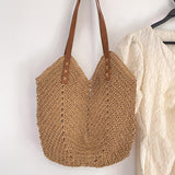 Women’s Retro Straw Woven Tote Bag for Beach, Vacation & Summer Outfits