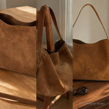Braune Hobo-Tasche in Wildlederoptik, weiche Schultertasche aus veganem Leder