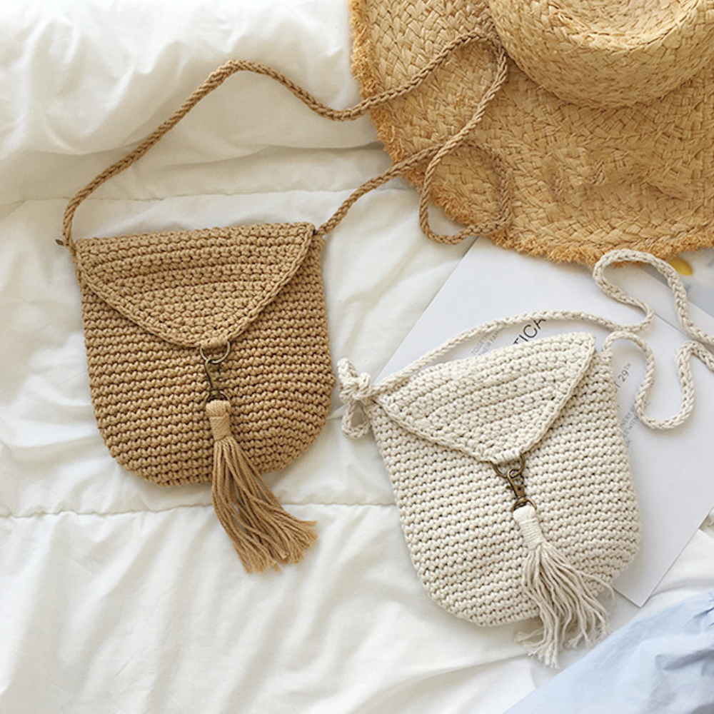 Handgemachte Mini-Häkeltasche für Damen mit Quaste, Umhängetasche im Boho-Stil für Alltag & Geschenke