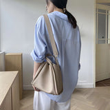 Women’s Ultra Soft Leather Bucket Bag for Everyday City Outfits