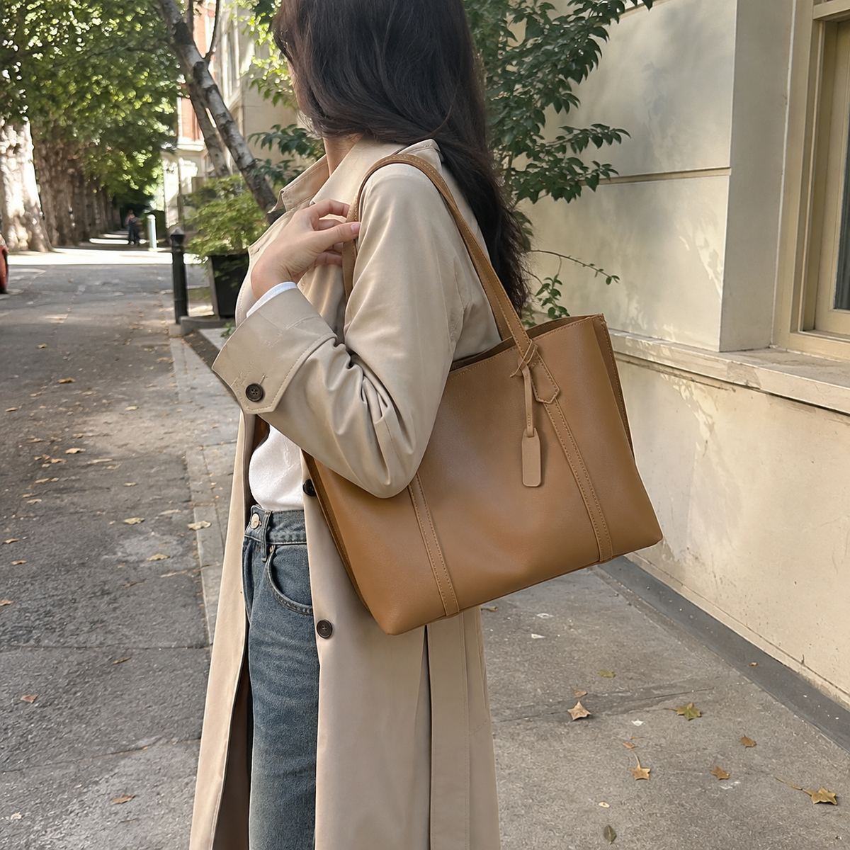 Large work tote bag with organized interior and shoulder handles