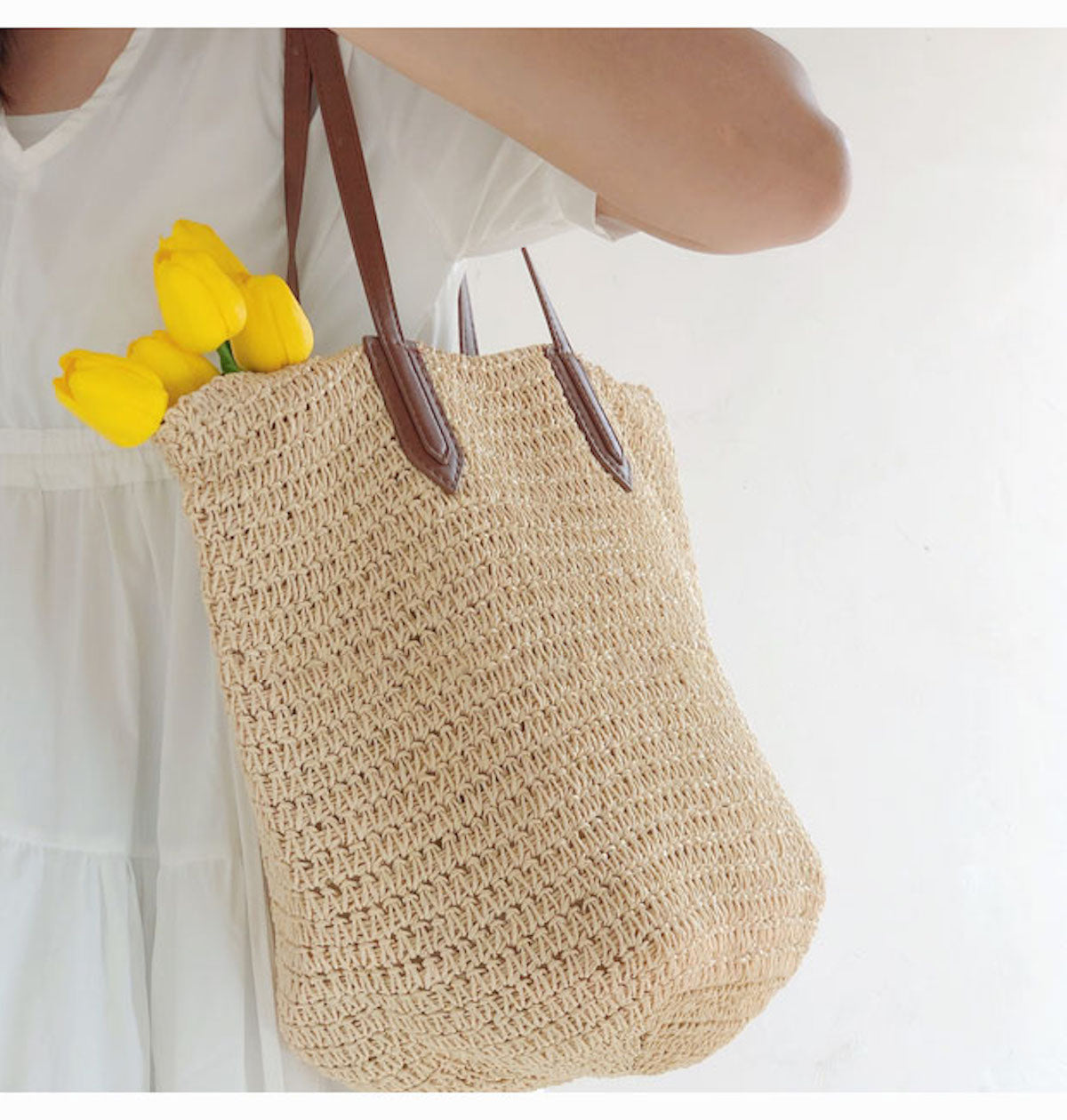 Women’s Retro Straw Woven Tote Bag for Beach, Vacation & Summer Outfits