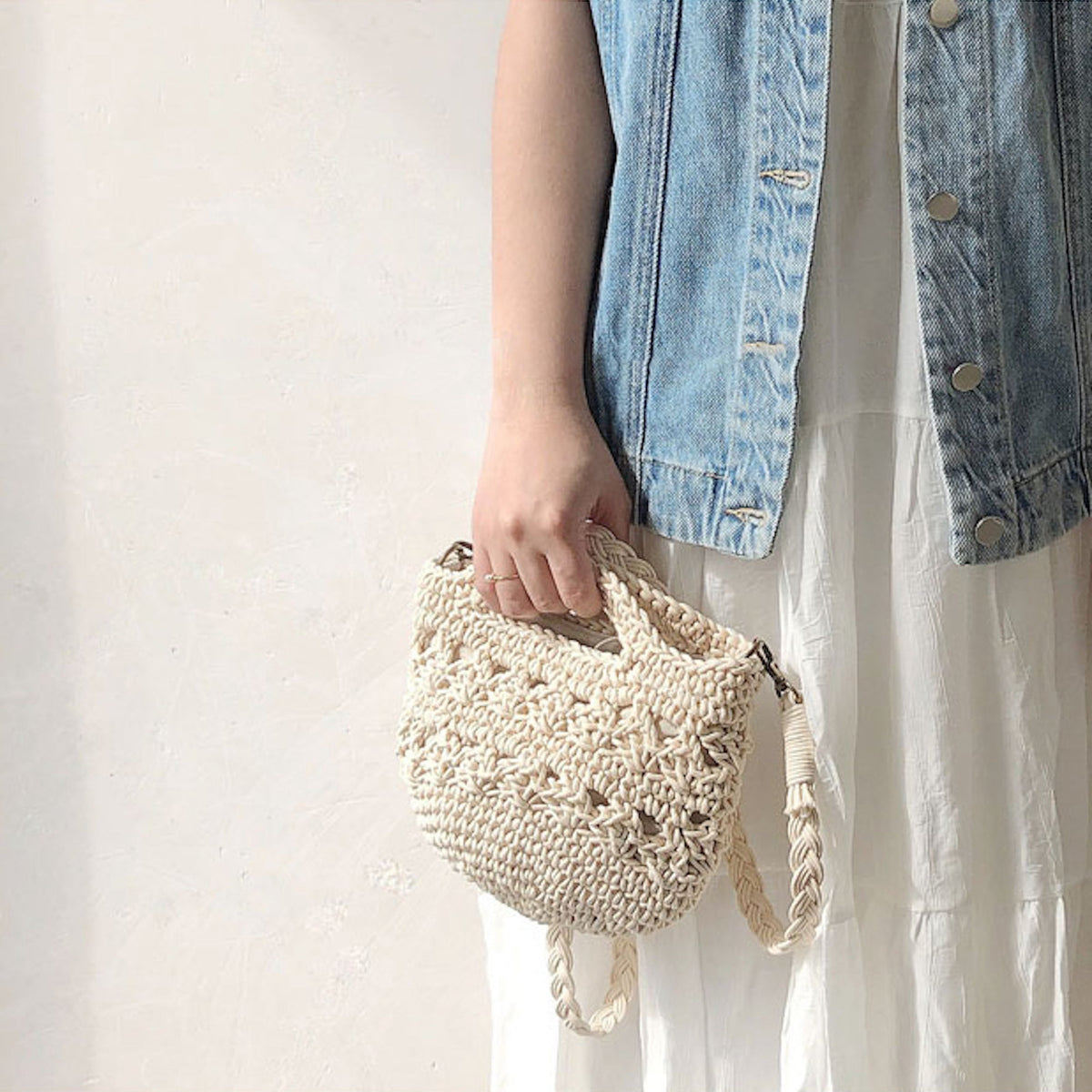Women’s Retro Crochet Crossbody Bucket Bag for Boho Everyday Style & Gifts