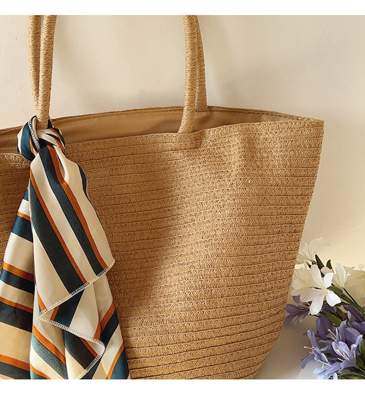 Women’s Modern Style Straw Woven Tote Bag for Beach, Vacation & Summer Outfits