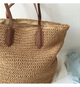 Women’s Retro Straw Woven Tote Bag for Beach, Vacation & Summer Outfits
