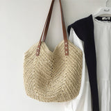 Women’s Retro Straw Woven Tote Bag for Beach, Vacation & Summer Outfits