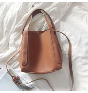 Women’s Leather Bucket Bag for Everyday City Outfits