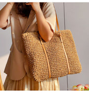 Women’s Chic Large Straw Woven Summer Bag Tote Bag for Beach, Vacation & Summer Outfits