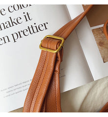 Women’s Simple Leather Tote Bag for Everyday City Outfits