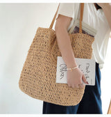 Women’s Minimalistic Straw Woven Tote Bag for Beach, Vacation & Summer Outfits