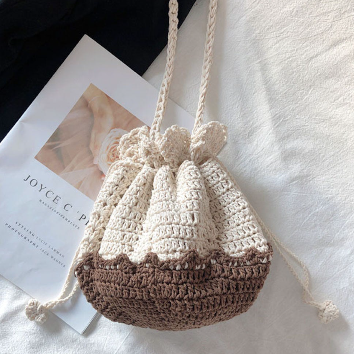 Women’s Retro Cotton Drawstring Shoulder Bag Crossbody Bag for Boho Everyday Style & Gifts