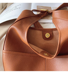 Women’s Simple Leather Tote Bag for Everyday City Outfits