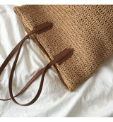 Women’s Retro Straw Woven Tote Bag for Beach, Vacation & Summer Outfits