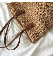 Women’s Retro Straw Woven Tote Bag for Beach, Vacation & Summer Outfits