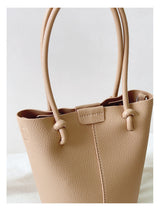 Women’s Chic Leather Bucket Bag Crossbody Bag for Everyday City Outfits