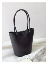 Women’s Chic Leather Bucket Bag Crossbody Bag for Everyday City Outfits