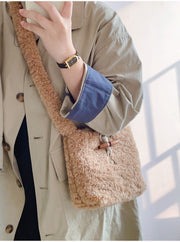 Women’s Faux Furry Crossbody Bag for Cozy Everyday Outfits