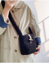Women’s Faux Furry Crossbody Bag for Cozy Everyday Outfits
