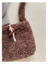 Women’s Faux Furry Crossbody Bag for Cozy Everyday Outfits