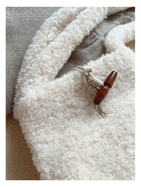 Women’s Faux Furry Crossbody Bag for Cozy Everyday Outfits