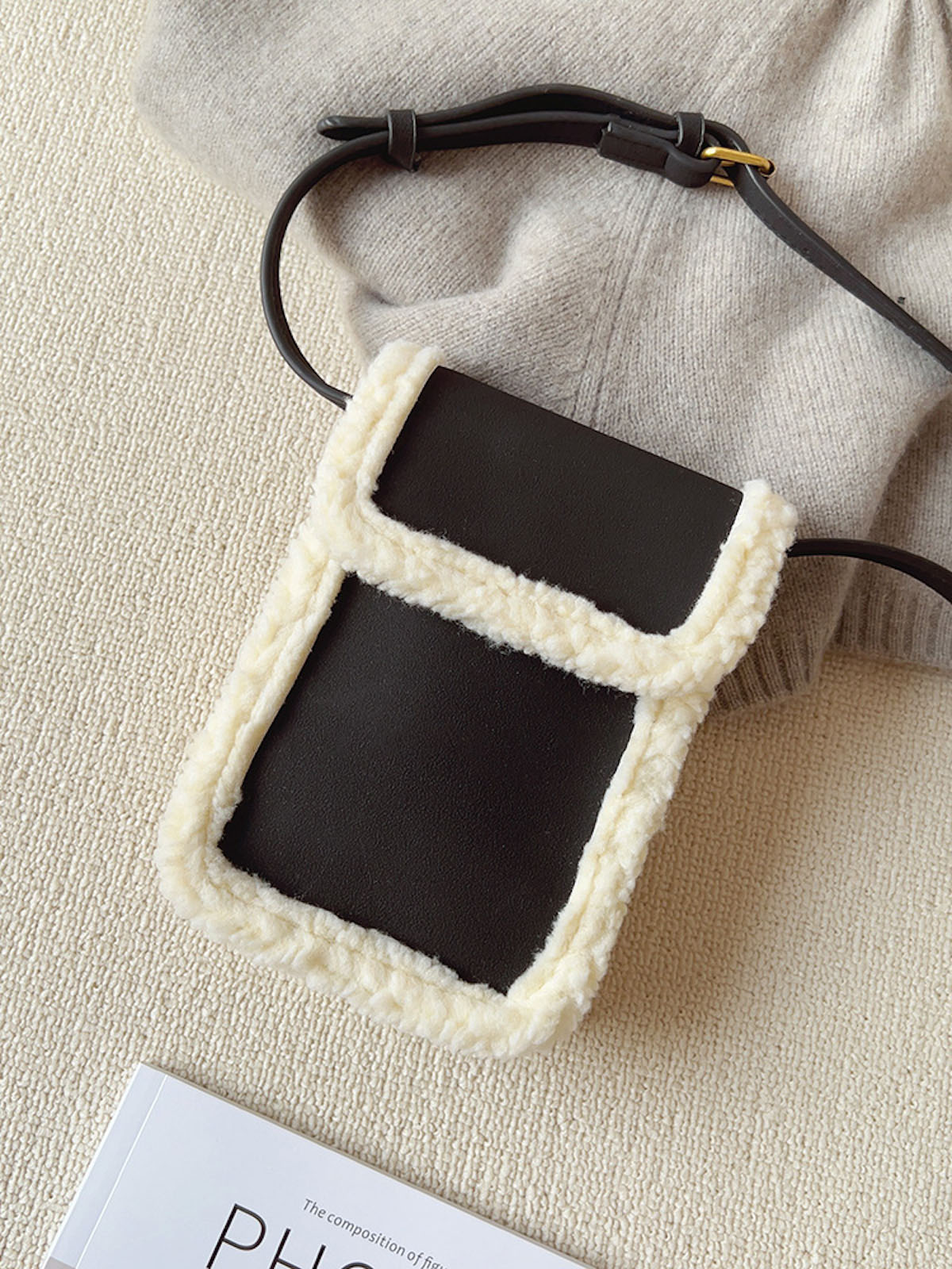 Women’s Faux Furry Crossbody Bag for Cozy Everyday Outfits