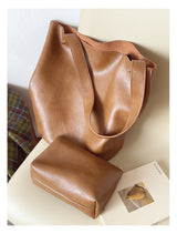 Women’s Chic Leather Bucket Bag for Everyday City Outfits