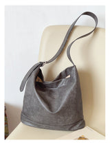 Women’s Retro Bucket Leather Bag for Everyday City Outfits