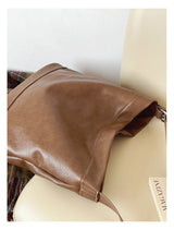 Women’s Retro Bucket Leather Bag for Everyday City Outfits