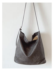 Women’s Retro Bucket Leather Bag for Everyday City Outfits