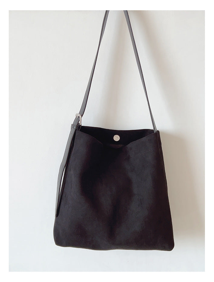 Women’s Soft Leather Soft Suede Shoulder Bag for Everyday City Outfits