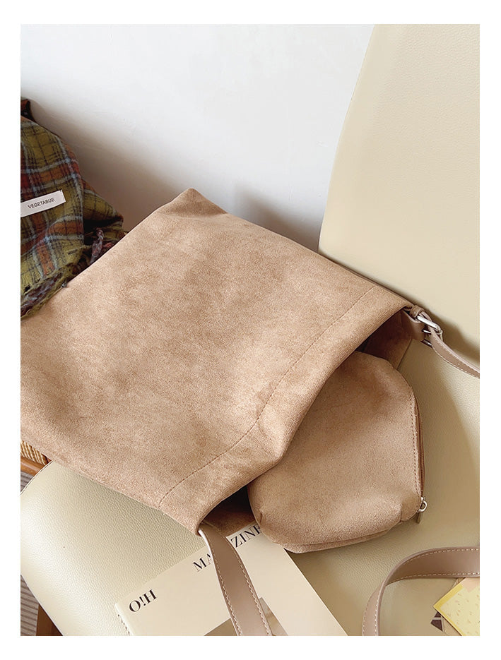 Women’s Soft Leather Soft Suede Shoulder Bag for Everyday City Outfits