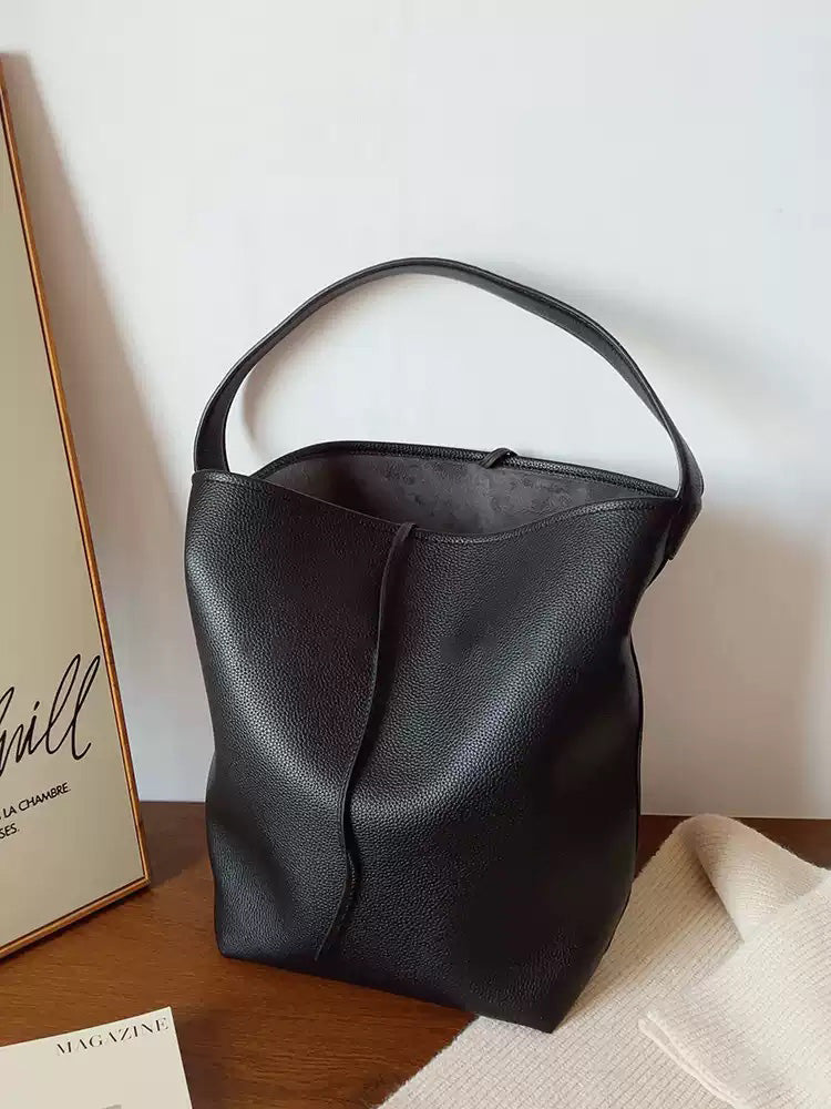 Women’s Chic Leather Bucket Bag Crossbody Bag for Everyday City Outfits