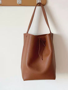 Schicke Damen-Leder-Eimertasche Umhängetasche für alltägliche City-Outfits